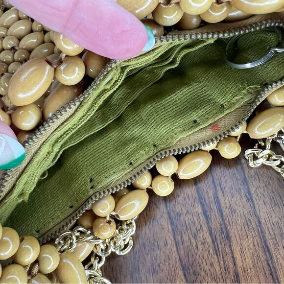 Vintage beaded Crossbody bag ☀️ wooden beads and gold chain ☀️ - Picture 5 of 6